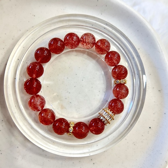 AAA Strawberry Quartz Bead Bracelet: Stone of Love & Luck - Picture 1 of 6